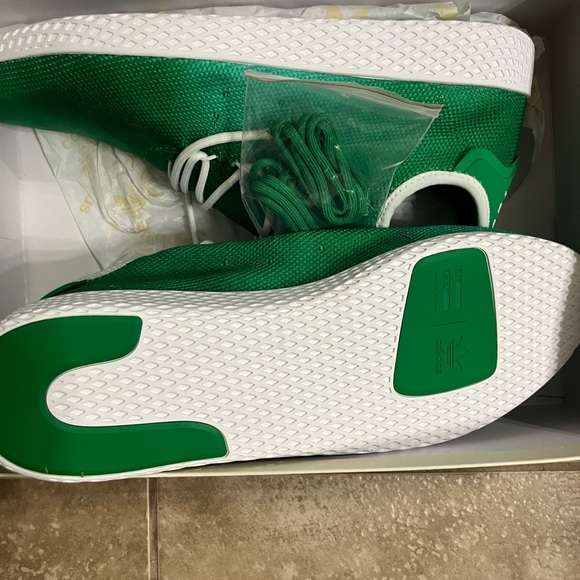 Green and White Pharrell Williams Sneakers - Picture 6 of 9